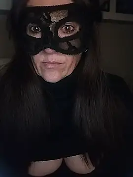 Snapshot of 23Milly chatting on January 3, 2025, 5:06 am 23Milly online show from January 3, 2025, 5:06 am