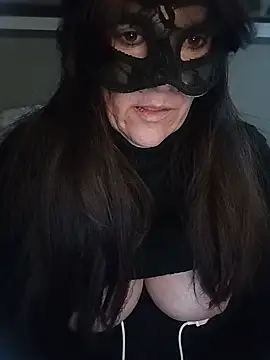 Snapshot of 23Milly chatting on February 6, 2025, 1:54 pm 23Milly online show from February 6, 2025, 1:54 pm