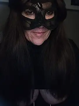 Snapshot of 23Milly chatting on February 17, 2025, 1:21 pm 23Milly online show from February 17, 2025, 1:21 pm