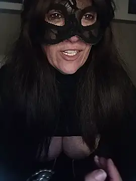 Snapshot of 23Milly chatting on February 19, 2025, 2:01 pm 23Milly online show from February 19, 2025, 2:01 pm