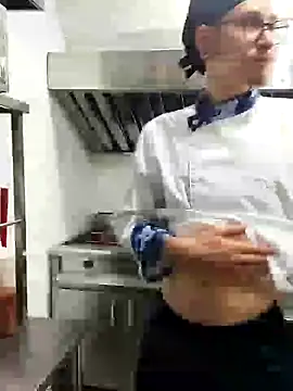 Snapshot of MrShaggy chatting on January 7, 2025, 10:52 pm MrShaggy online show from January 7, 2025, 10:52 pm