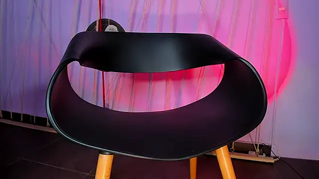 Snapshot of MrShaggy chatting on February 6, 2025, 4:03 pm MrShaggy online show from February 6, 2025, 4:03 pm