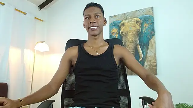 maiki18  online show from October 31, 2025, 8:54 pm