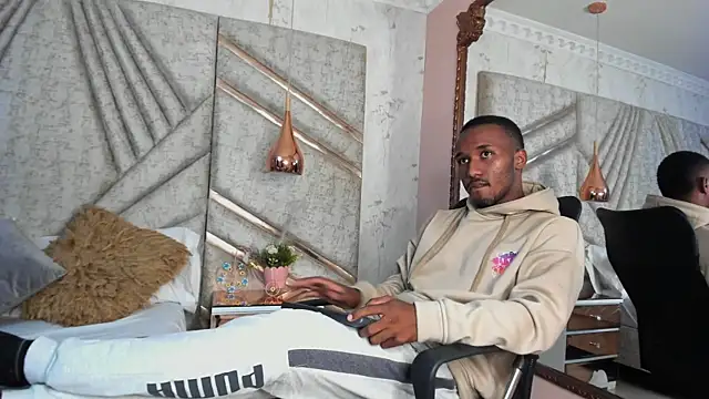 Snapshot of JamesParck chatting on January 19, 2025, 3:42 pm JamesParck online show from January 19, 2025, 3:42 pm