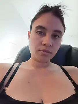 Snapshot of keelly_richaardson1 chatting on November 21, 2025, 9:13 pm keelly richaardson1 online show from November 21, 2025, 9:13 pm