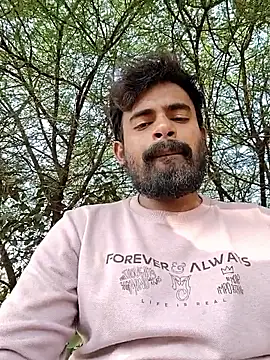 Snapshot of rayhan085 chatting on December 15, 2025, 9:02 am rayhan085 online show from December 15, 2025, 9:02 am