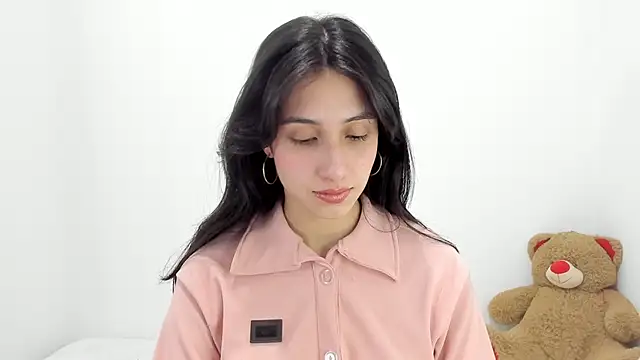 Snapshot of ericbana__ chatting on February 6, 2025, 3:16 am ericbana   online show from February 6, 2025, 3:16 am