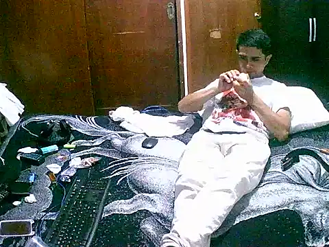 Snapshot of jperezofficial1 chatting on September 14, 2025, 8:24 am jperezofficial1 online show from September 14, 2025, 8:24 am