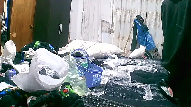 Snapshot of jperezofficial1 chatting on September 18, 2025, 7:21 am jperezofficial1 online show from September 18, 2025, 7:21 am