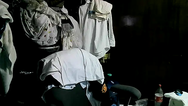 Snapshot of jperezofficial1 chatting on October 15, 2025, 8:14 am jperezofficial1 online show from October 15, 2025, 8:14 am