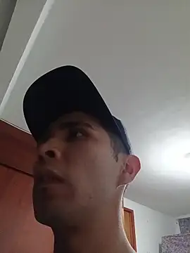 Snapshot of jperezofficial1 chatting on November 28, 2025, 2:58 am jperezofficial1 online show from November 28, 2025, 2:58 am