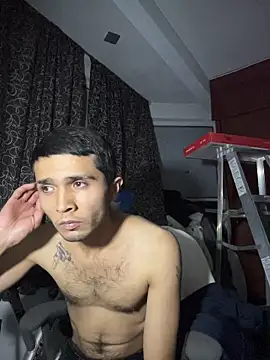 Snapshot of jperezofficial1 chatting on December 15, 2025, 6:28 am jperezofficial1 online show from December 15, 2025, 6:28 am