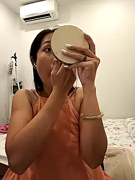 Sugar2k5 online show from February 28, 2025, 5:37 am