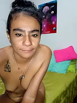 Snapshot of Leslly_ chatting on December 11, 2024, 9:52 am Leslly online show from December 11, 2024, 9:52 am