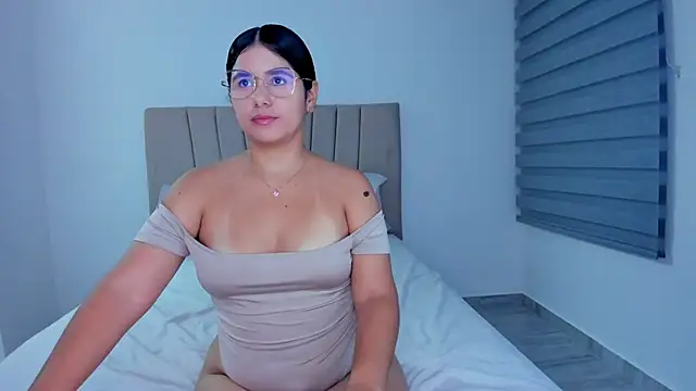 Snapshot of Natasha-28 chatting on January 15, 2026, 2:38 am Natasha-28 online show from January 15, 2026, 2:38 am