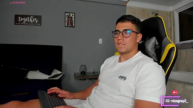 Snapshot of owengray2n chatting on February 27, 2025, 5:13 am owengray2n online show from February 27, 2025, 5:13 am