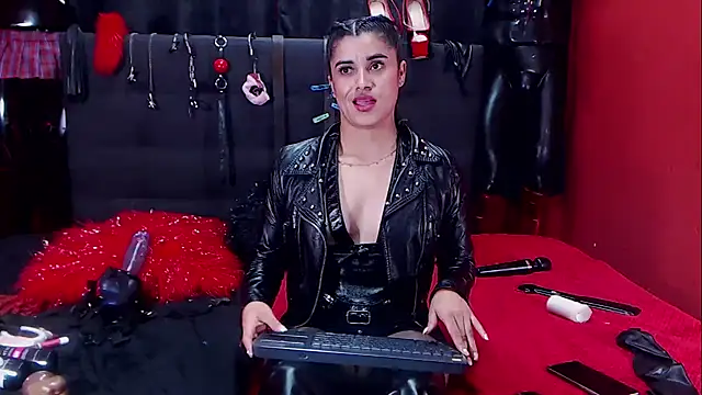 Snapshot of Hannamariana chatting on February 5, 2025, 4:25 pm Hannamariana online show from February 5, 2025, 4:25 pm