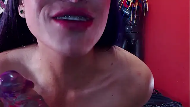 Snapshot of Hannamariana chatting on February 11, 2025, 1:41 pm Hannamariana online show from February 11, 2025, 1:41 pm