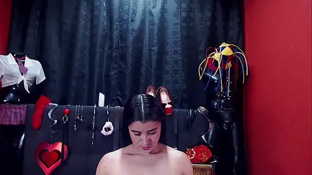 Snapshot of Hannamariana chatting on March 10, 2025, 7:42 am Hannamariana online show from March 10, 2025, 7:42 am