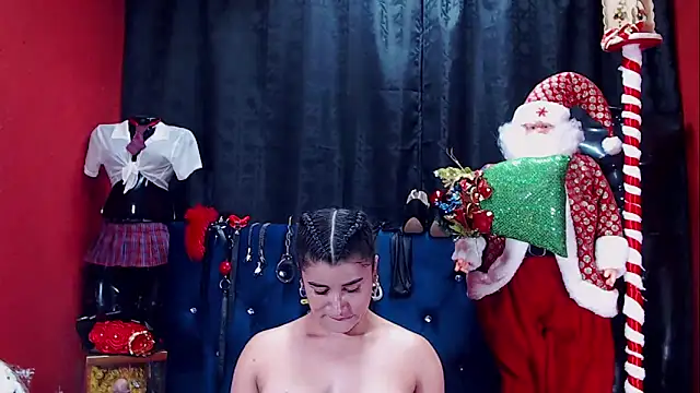 Snapshot of Hannamariana chatting on December 18, 2025, 9:04 am Hannamariana online show from December 18, 2025, 9:04 am