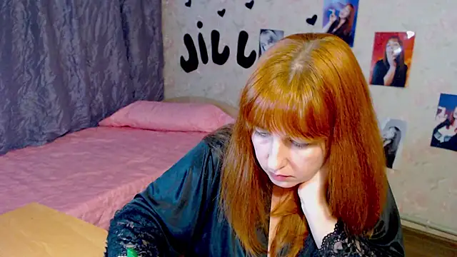 Snapshot of JillStevens chatting on February 6, 2025, 4:21 am JillStevens online show from February 6, 2025, 4:21 am
