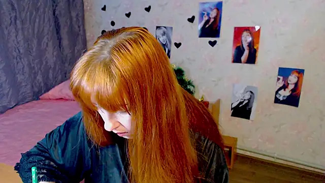 Snapshot of JillStevens chatting on February 7, 2025, 8:53 pm JillStevens online show from February 7, 2025, 8:53 pm