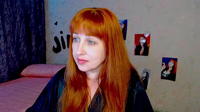 Snapshot of JillStevens chatting on March 8, 2025, 10:24 pm JillStevens online show from March 8, 2025, 10:24 pm