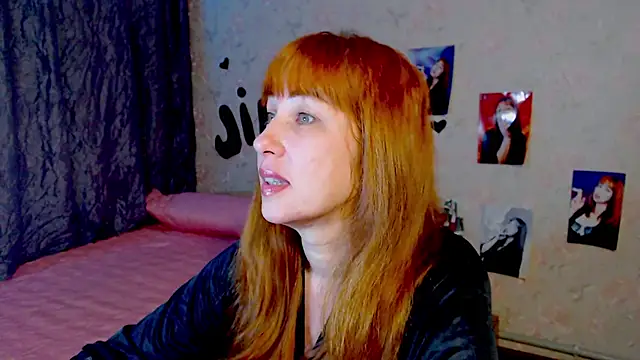 Snapshot of JillStevens chatting on March 21, 2025, 4:39 am JillStevens online show from March 21, 2025, 4:39 am