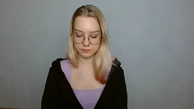 cindi hot online show from January 28, 2025, 10:02 am