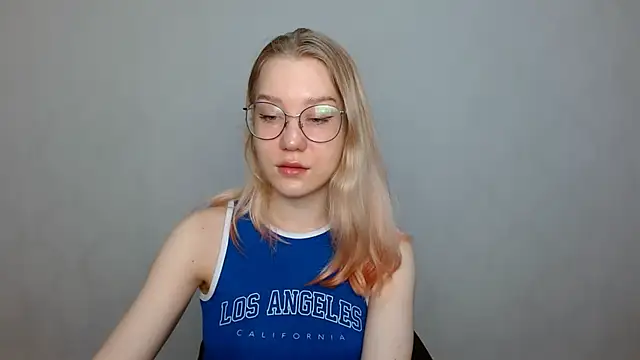 cindi hot online show from February 2, 2025, 10:13 am