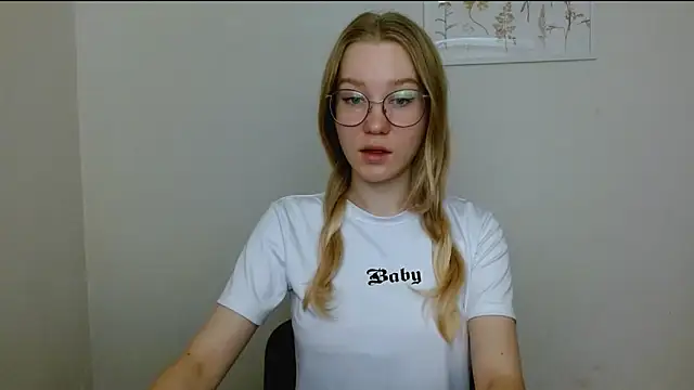 cindi hot online show from September 26, 2025, 9:02 am