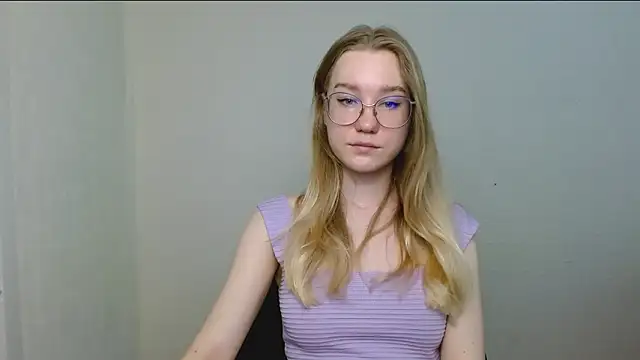 Snapshot of cindi_hot chatting on February 19, 2026, 12:56 pm cindi hot online show from February 19, 2026, 12:56 pm