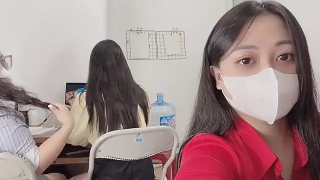 Bamboo Swetie online show from October 13, 2025, 3:01 pm