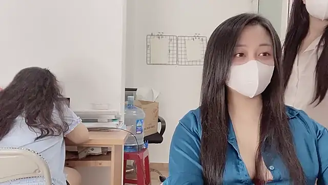 Bamboo Swetie online show from October 21, 2025, 3:35 pm