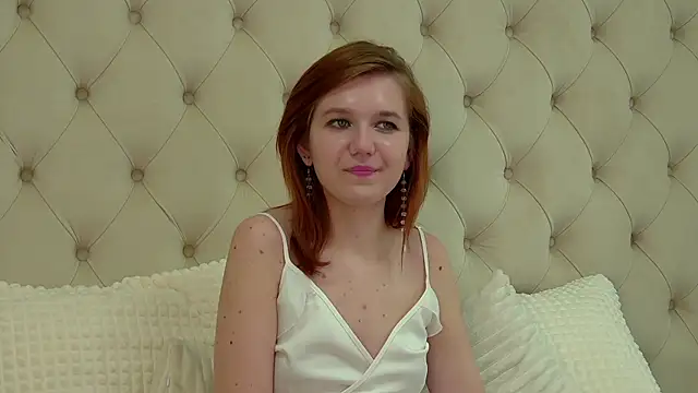 Snapshot of LessySmith chatting on March 9, 2025, 10:30 pm LessySmith online show from March 9, 2025, 10:30 pm