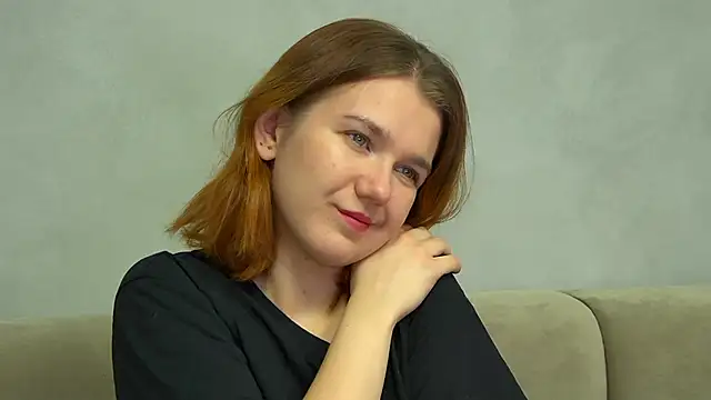 Snapshot of LessySmith chatting on November 15, 2025, 4:36 pm LessySmith online show from November 15, 2025, 4:36 pm