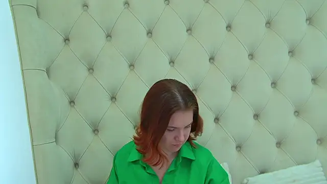 Snapshot of LessySmith chatting on March 2, 2026, 5:08 am LessySmith online show from March 2, 2026, 5:08 am