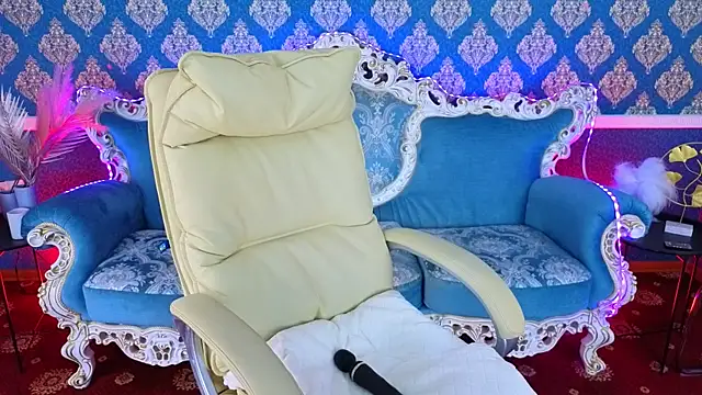 Lexi Si online show from May 26, 2026, 6:20 am