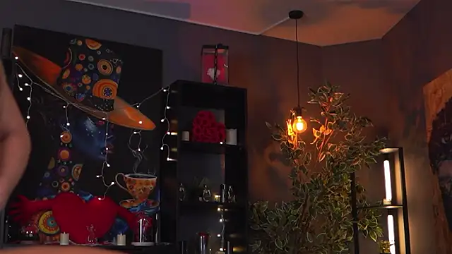 Evelyn Evyyy online show from March 19, 2026, 7:18 pm