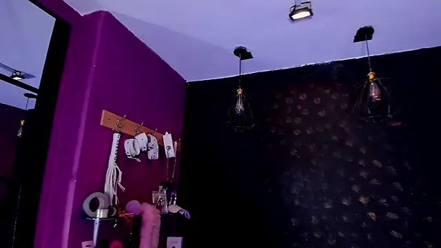 Alexa Slave online show from November 7, 2025, 9:26 pm