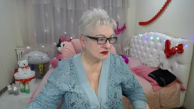 KayleSmoll online show from March 14, 2025, 7:34 pm