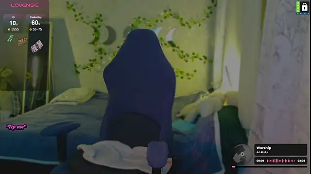 -LinaLove- online show from November 21, 2025, 6:28 pm