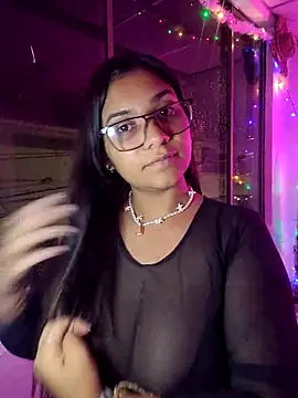 Snapshot of Sofythom1 chatting on December 7, 2024, 2:53 am Sofythom1 online show from December 7, 2024, 2:53 am