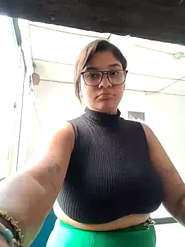 Snapshot of Sofythom1 chatting on December 28, 2024, 7:22 pm Sofythom1 online show from December 28, 2024, 7:22 pm