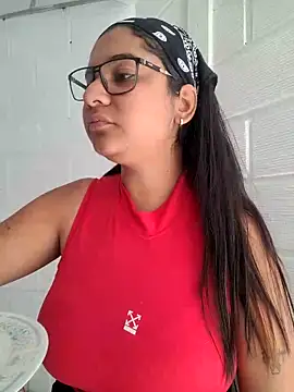 Snapshot of Sofythom1 chatting on March 13, 2025, 8:54 pm Sofythom1 online show from March 13, 2025, 8:54 pm