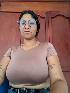 Snapshot of Sofythom1 chatting on March 7, 2026, 6:49 pm Sofythom1 online show from March 7, 2026, 6:49 pm