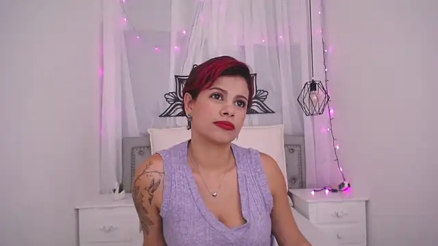 MarianaSanz online show from December 7, 2024, 5:31 pm