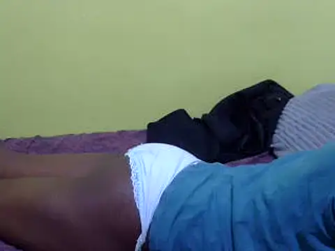 Snapshot of QUEEN-LIZ chatting on March 11, 2025, 11:55 am QUEEN-LIZ online show from March 11, 2025, 11:55 am