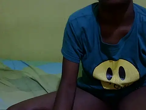 Snapshot of QUEEN-LIZ chatting on September 12, 2025, 6:30 pm QUEEN-LIZ online show from September 12, 2025, 6:30 pm