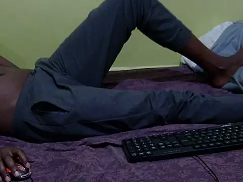 Snapshot of QUEEN-LIZ chatting on September 27, 2025, 3:22 am QUEEN-LIZ online show from September 27, 2025, 3:22 am